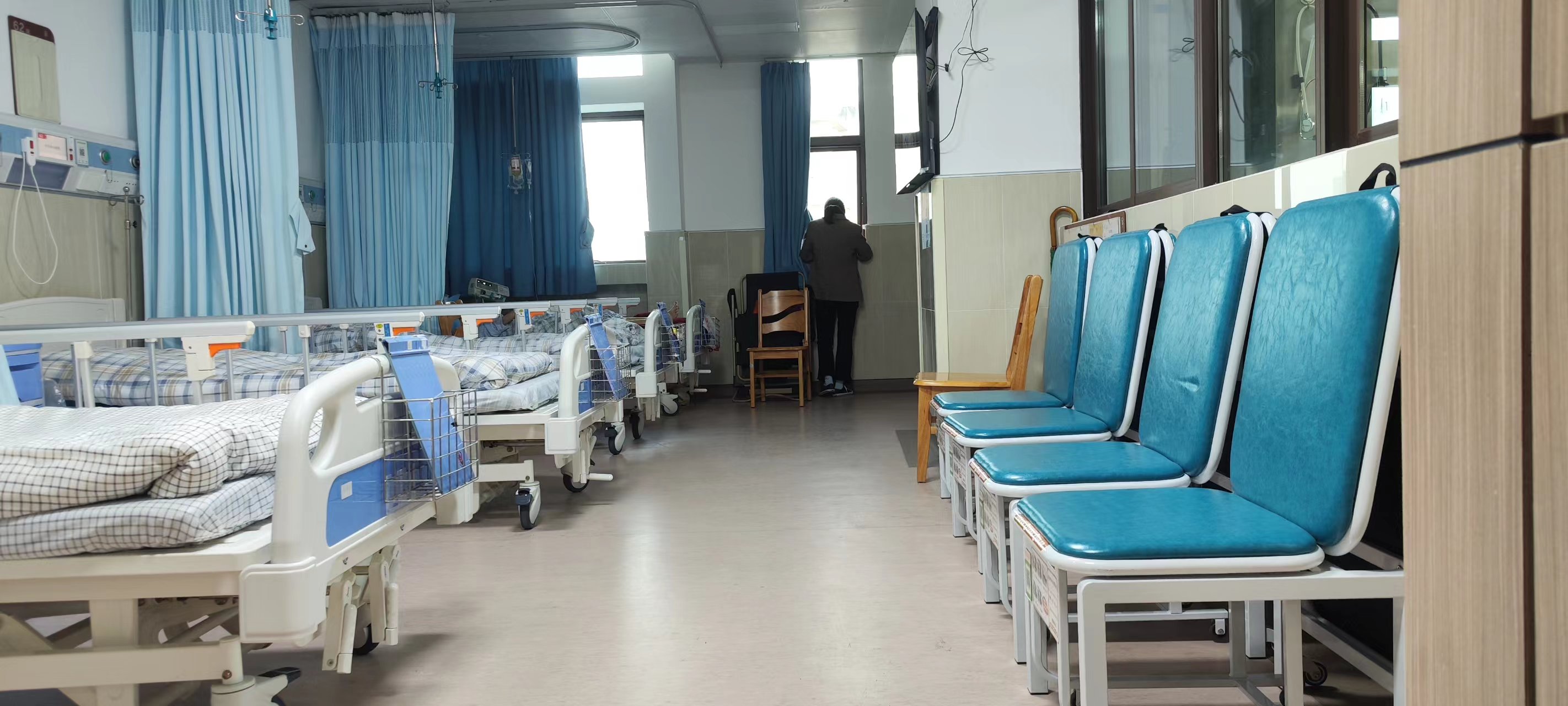 爱陪共享陪护床，真能解决医院“陪护难”？