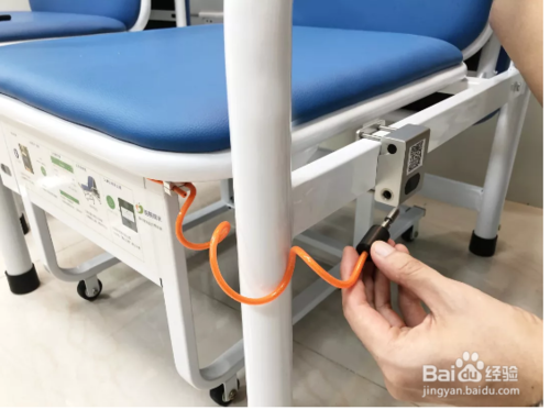 爱陪共享陪护椅床怎么打开?